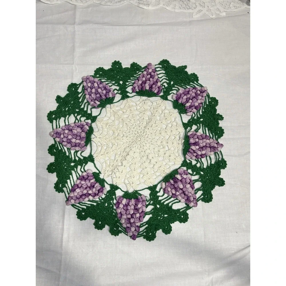Vintage Hand-Crocheted Doily – Purple Grapes &‎ Green Leaves Popcorn Stitch 13''